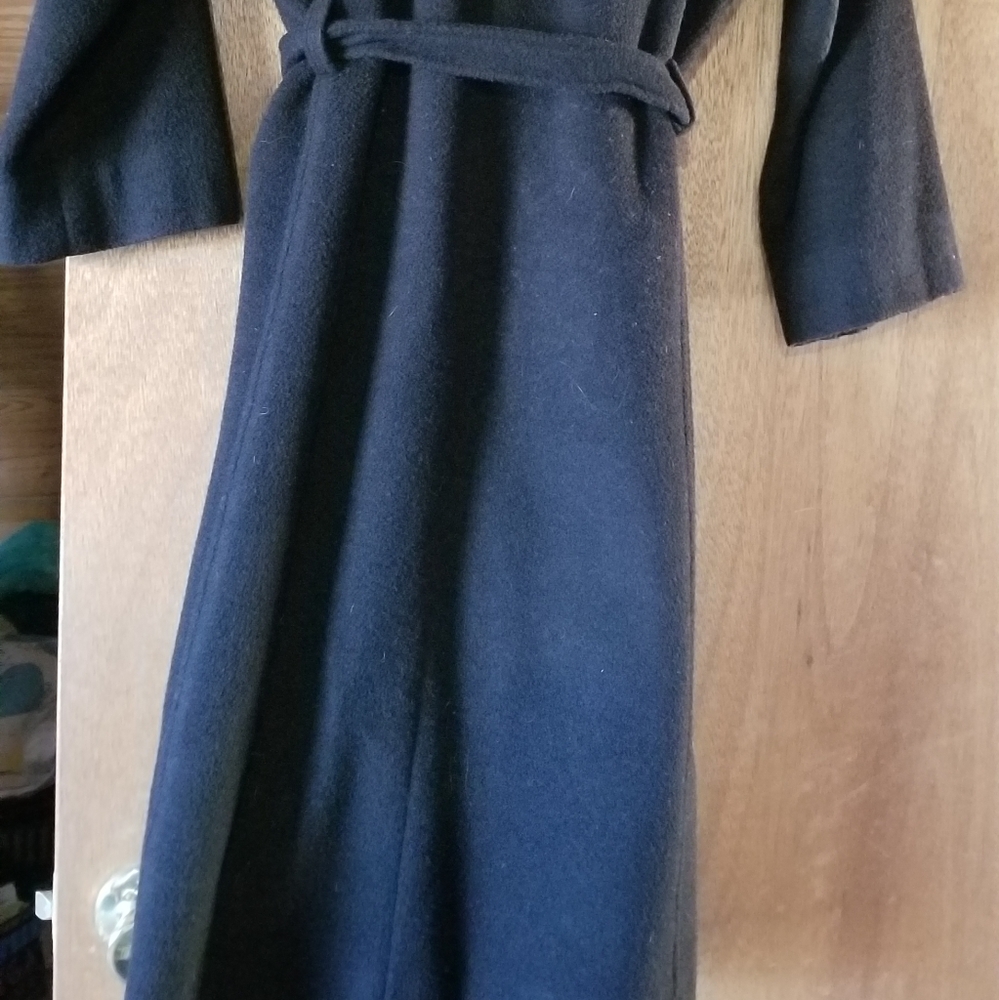 Windsor Winter Coat - Picture 3 of 3